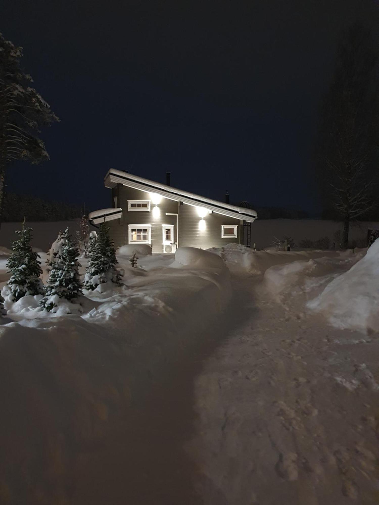 Stunning Log Cabin 45M2 On The Shore Of Kallavesi. Kuopio Exterior photo