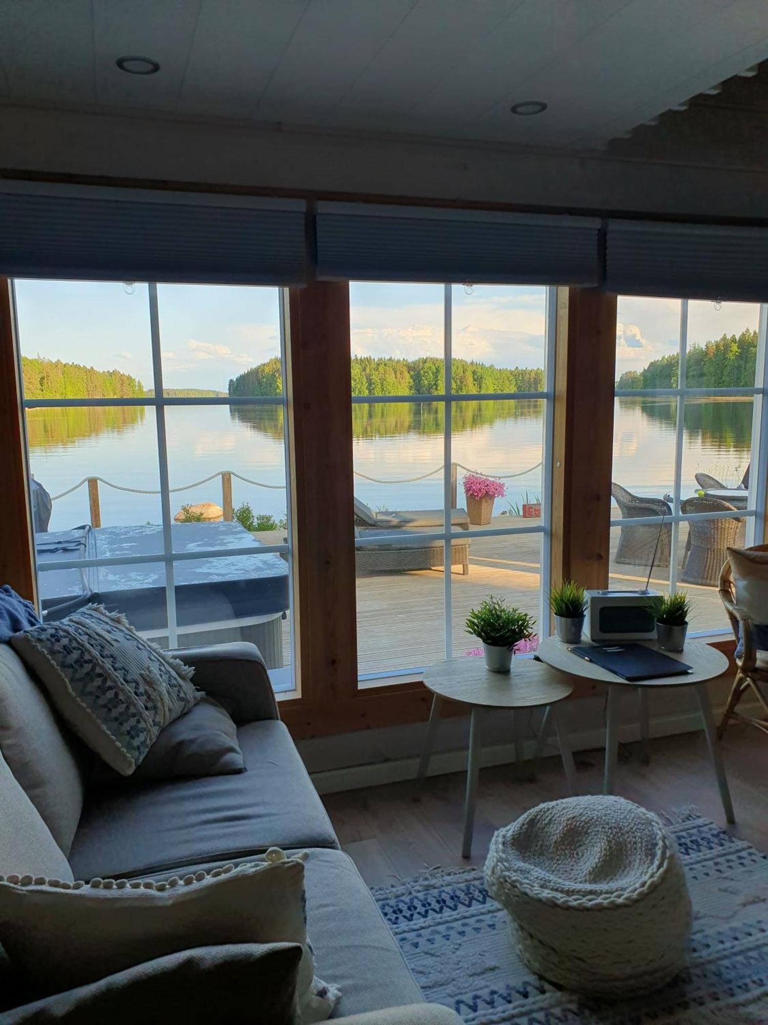 Stunning Log Cabin 45M2 On The Shore Of Kallavesi. Kuopio Exterior photo